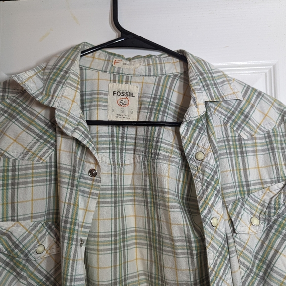 Fossil 54 pearl snap button down short sleeve - Picture 4 of 4